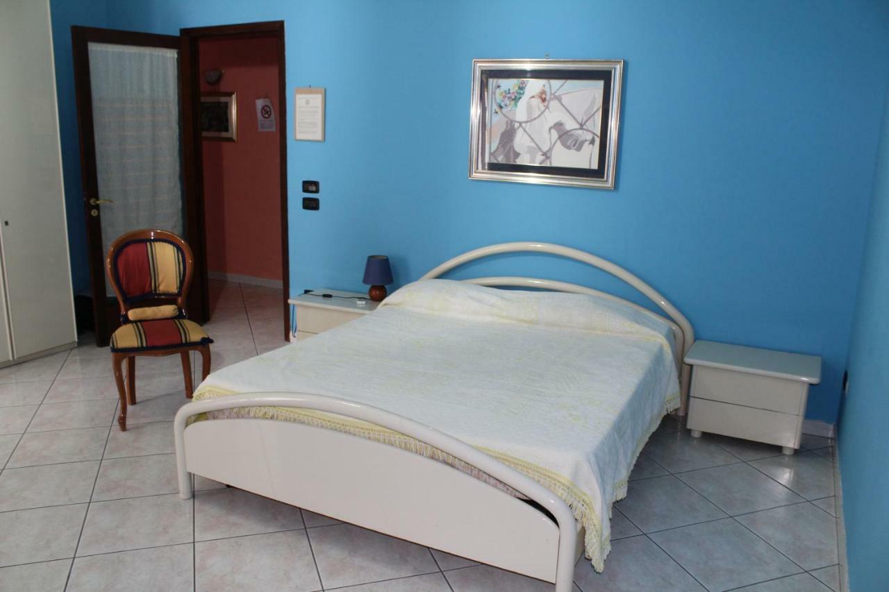 B&B L'Acchiatura Lecce Szoba fotó